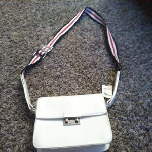 I"am selling a charlotte russe purse
